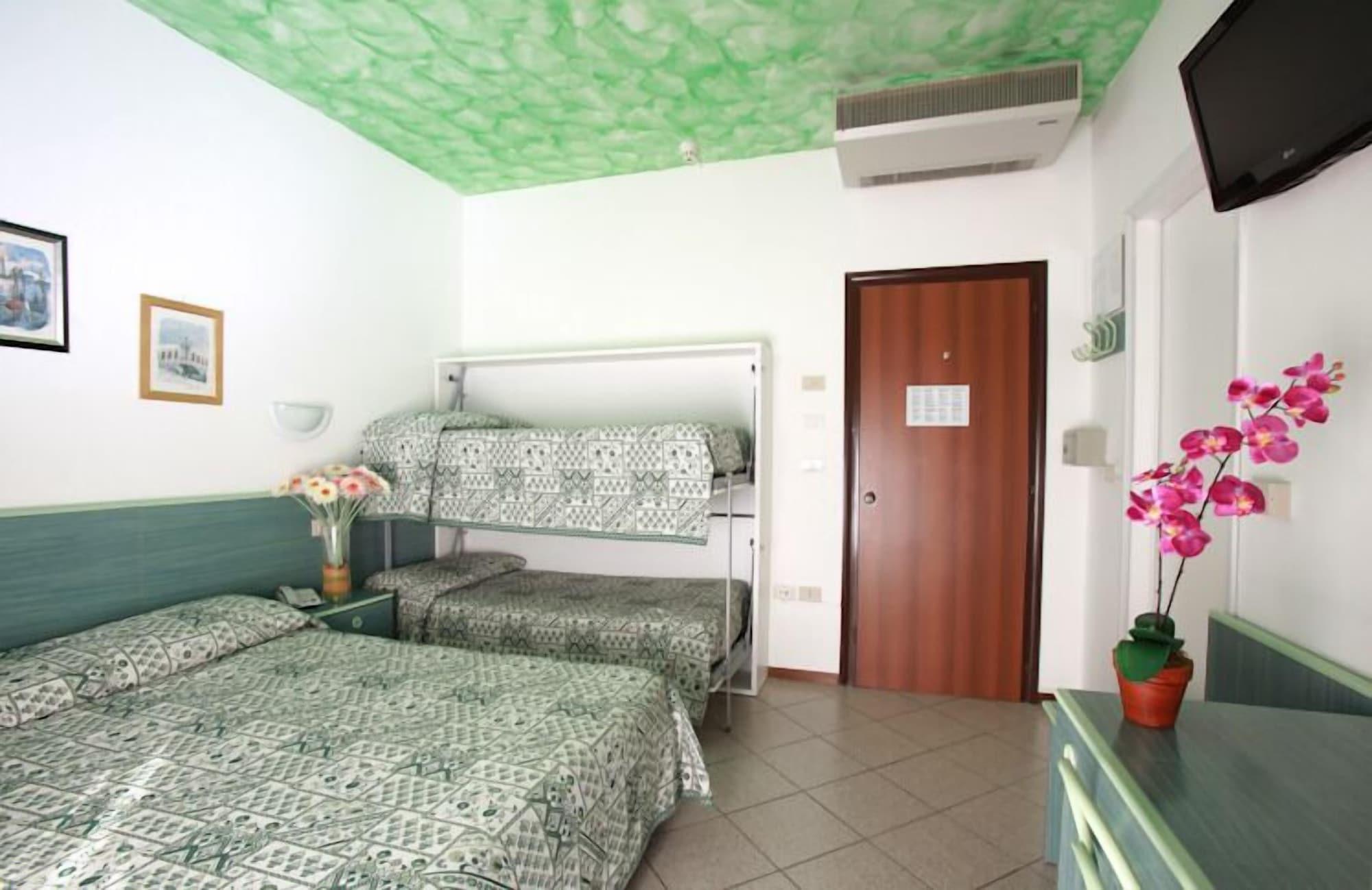 Hotel Storione Lido di Jesolo Eksteriør bilde