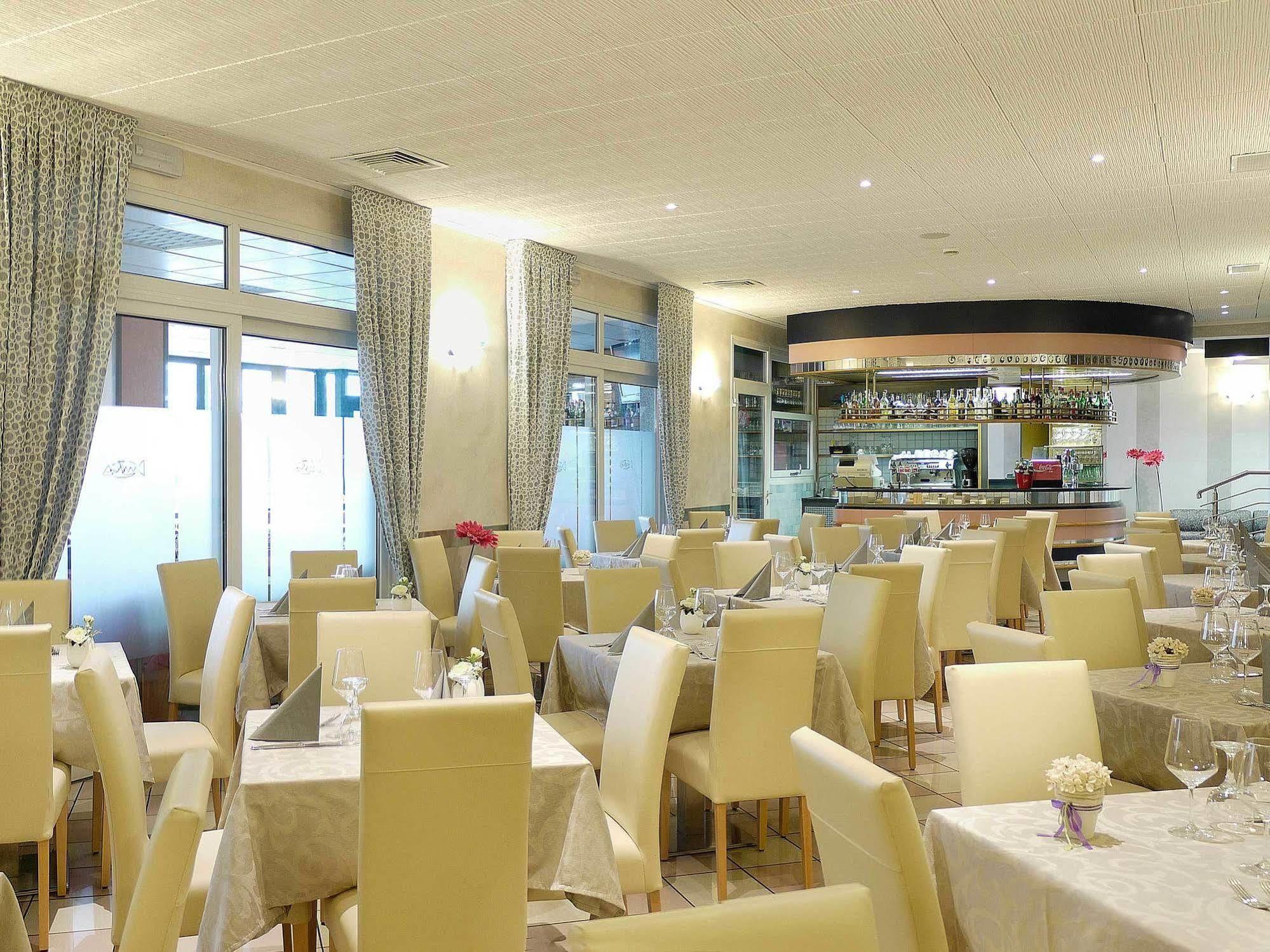 Hotel Storione Lido di Jesolo Eksteriør bilde